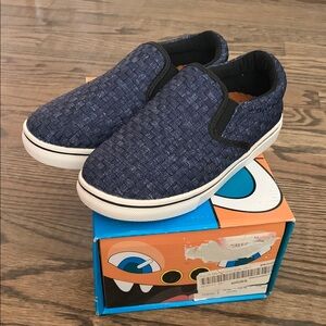 bernie mev. Blue Woven Casual Slip-On Sneakers